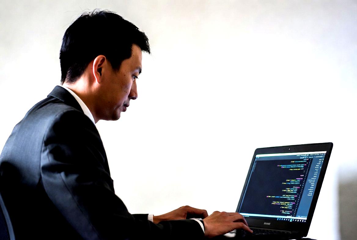 ダックタイピングの重要性を強調するPythonコードのイメージ