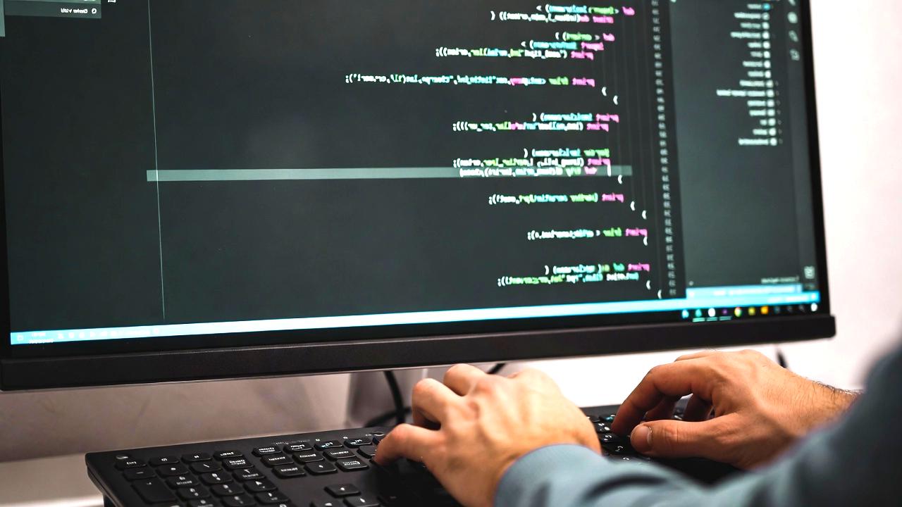 キーボード主体操作とマウス操作の効率差を示す対比イメージ