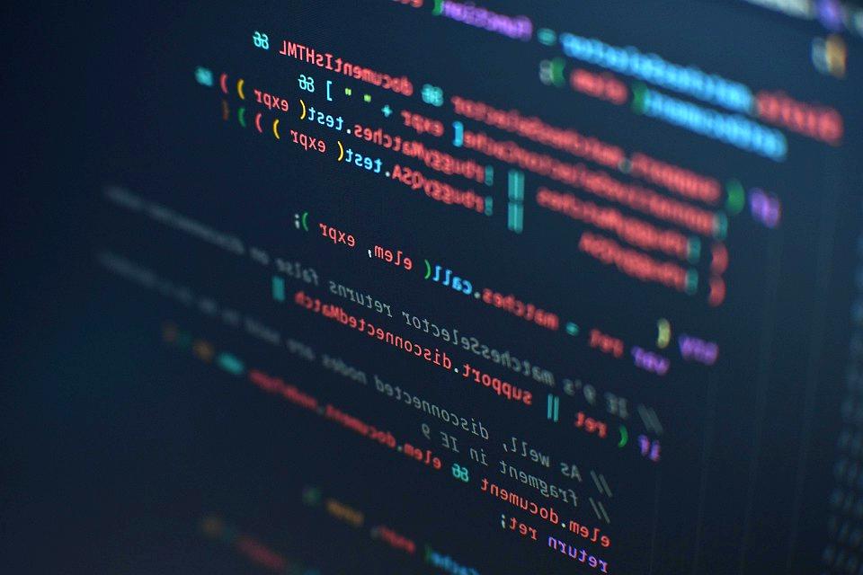 学習しやすいがキャリア価値に疑問があるGo言語のイメージ