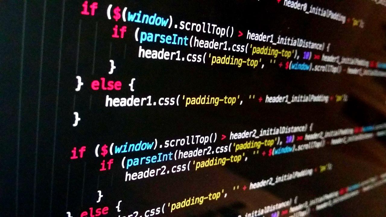 TypeScriptの型安全性を示す開発環境のイメージ