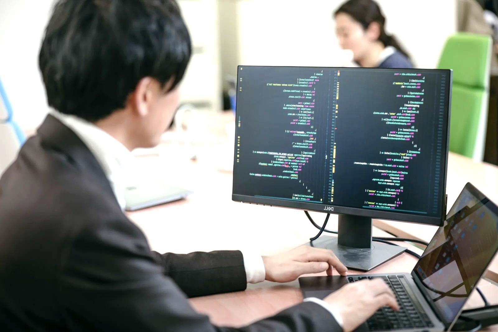 GitHub ActionsとクラウドCI/CDによる自動デプロイパイプラインの概念図