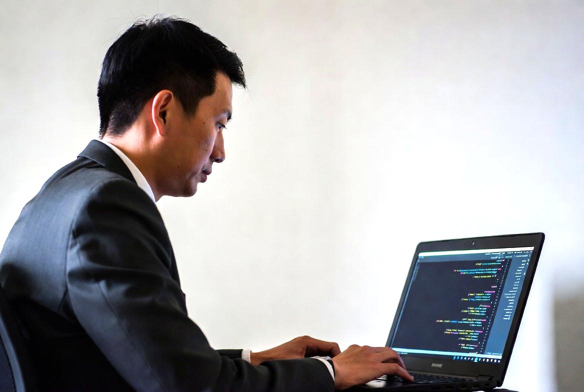 PythonからGoへの移行を検討するエンジニアへの指針