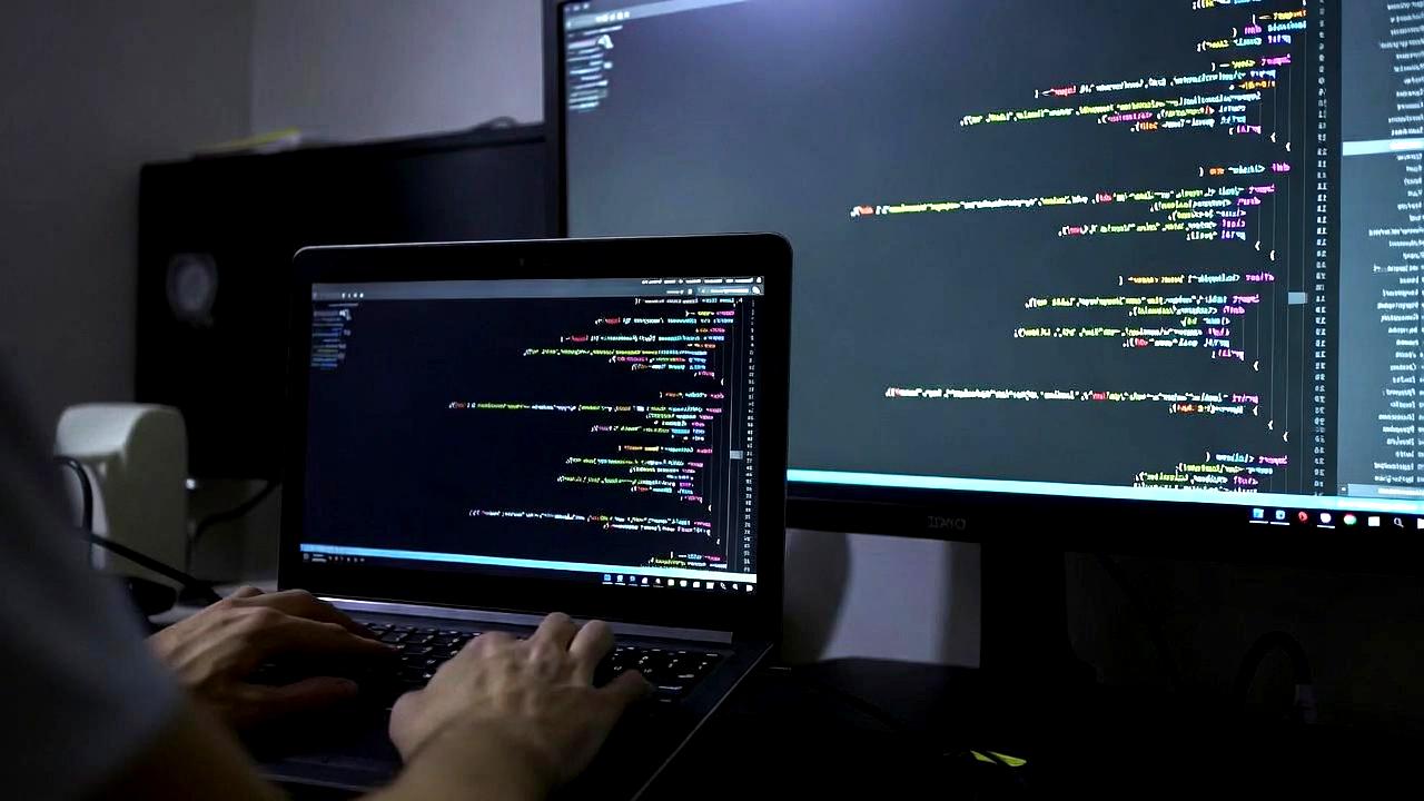 動的型付け言語の問題点とエンジニアに嫌われる理由を解説する図