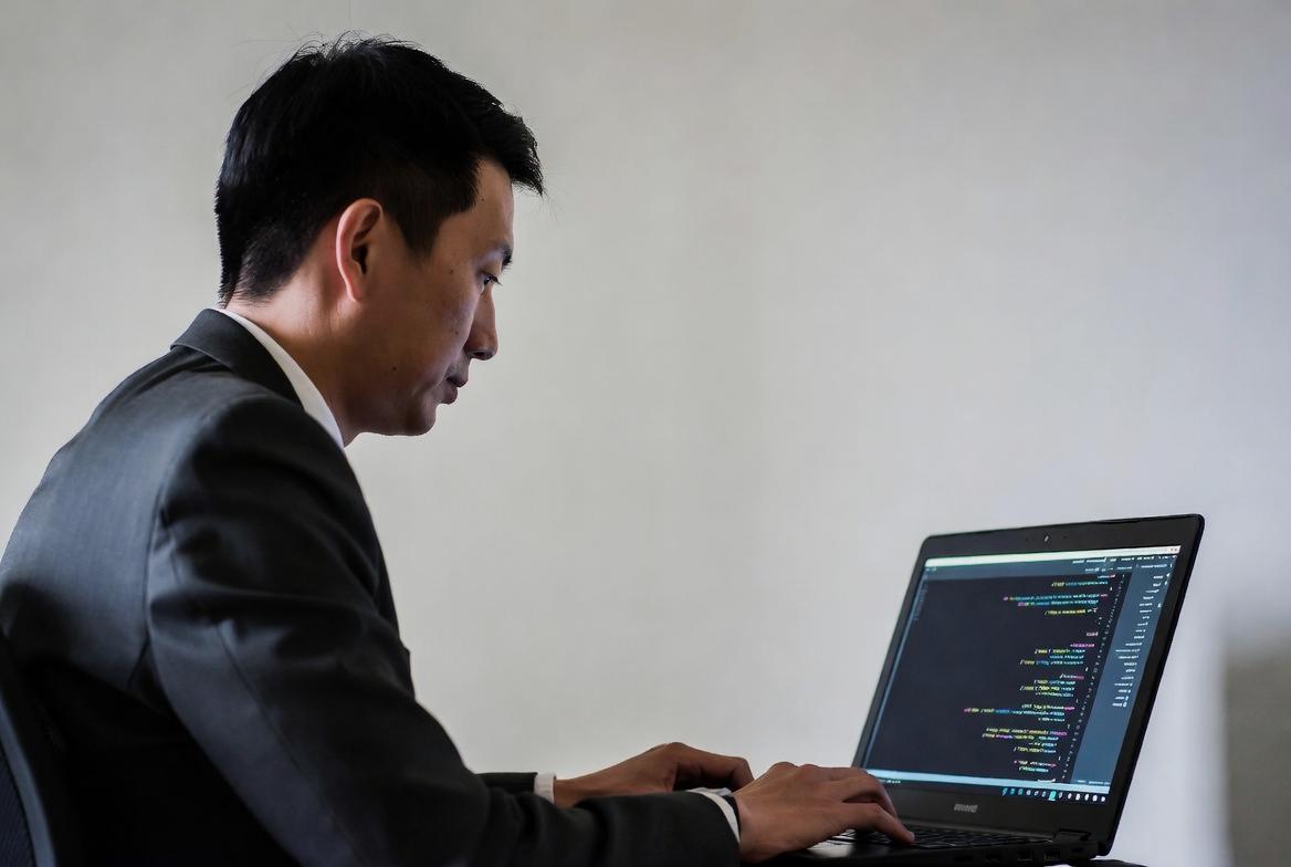 VSCode上でPyrightが型推論する仕組みの概念図