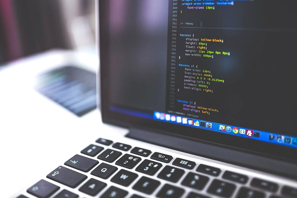 cronからsystemd.timerへ移行する設定手順を示した図解