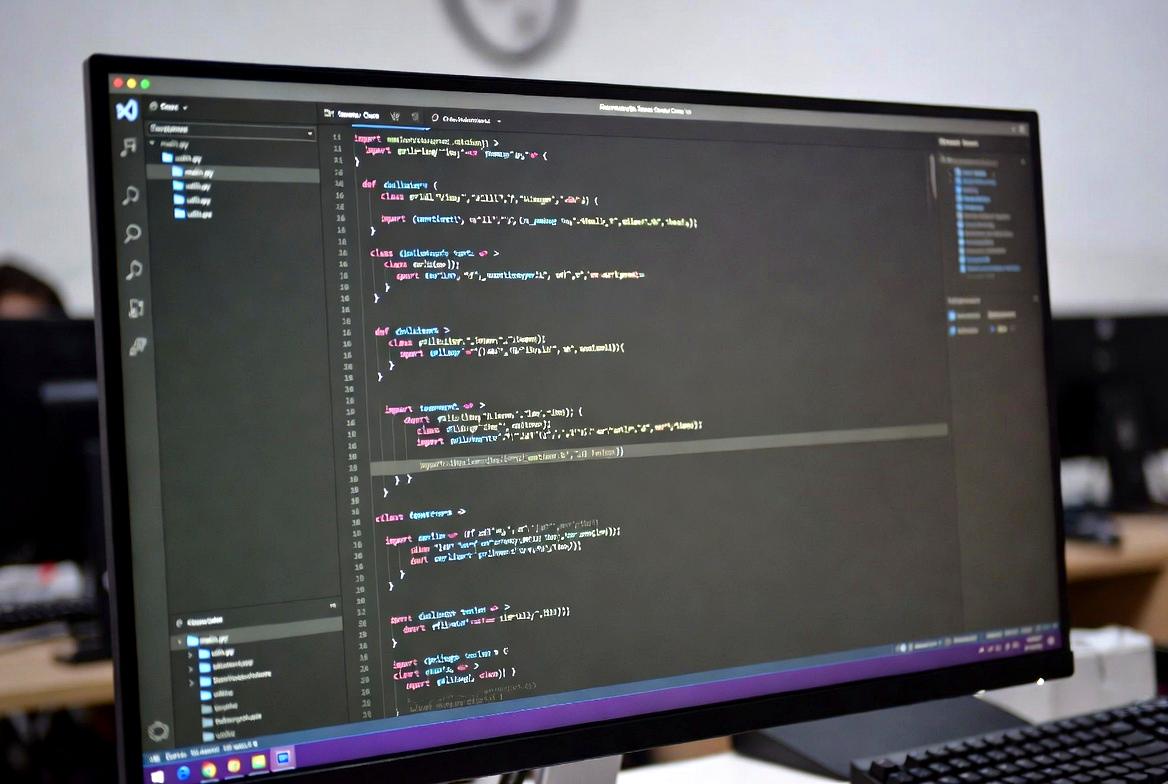 TypeScriptからRustへ進化する技術スタックの総括イメージ