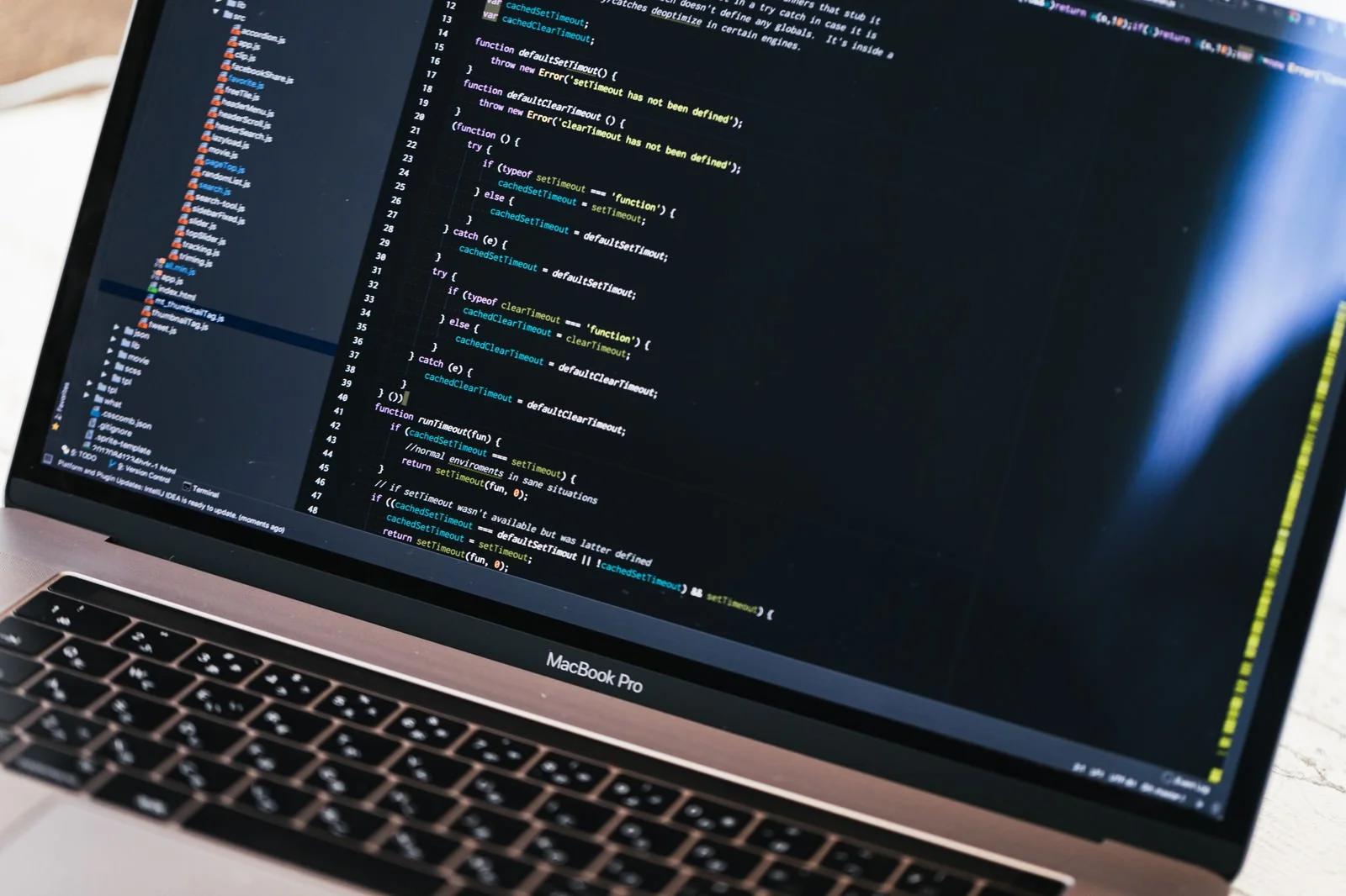 systemd論争とDevuan・Artixなど非systemd Linuxの選択肢を俯瞰した構図