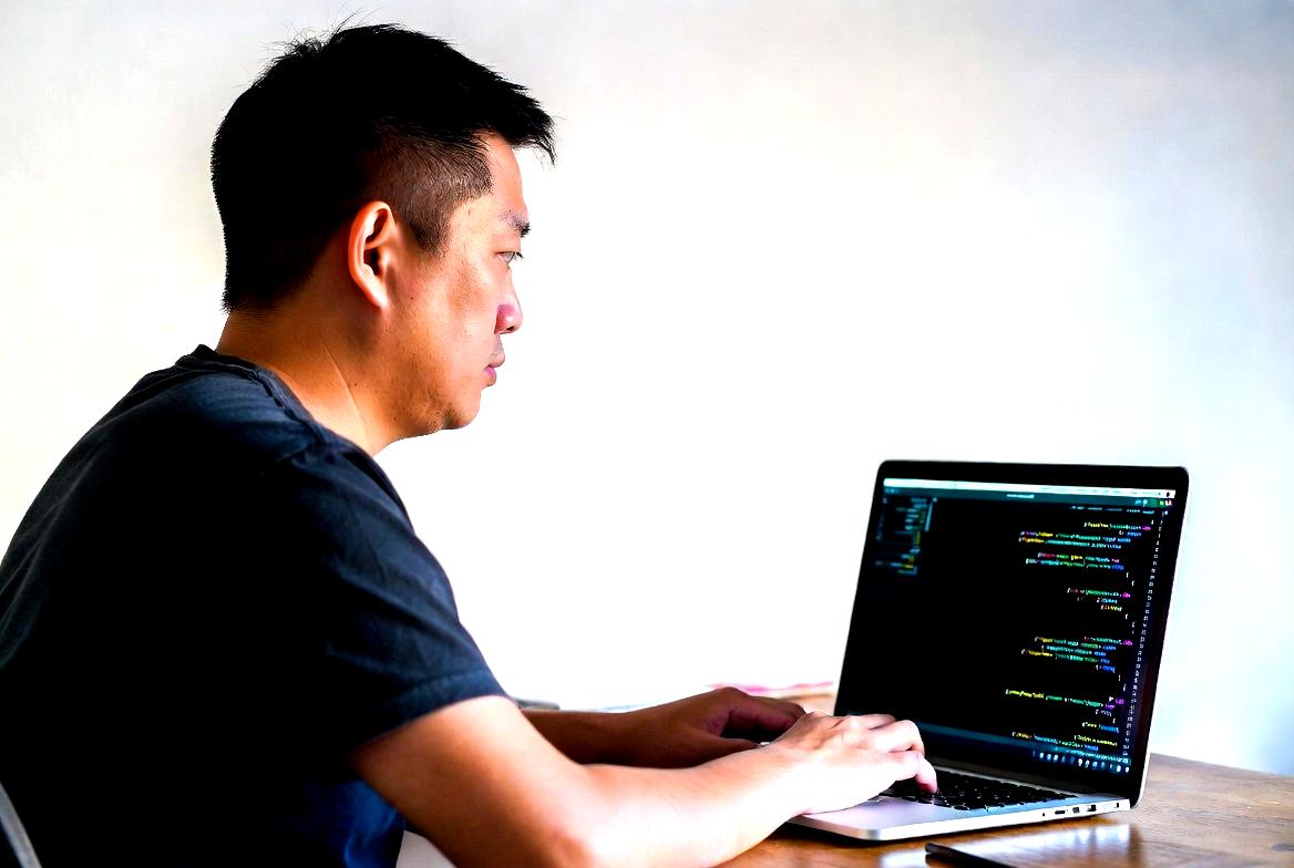 PythonコードでJSONとCSVを処理する画面