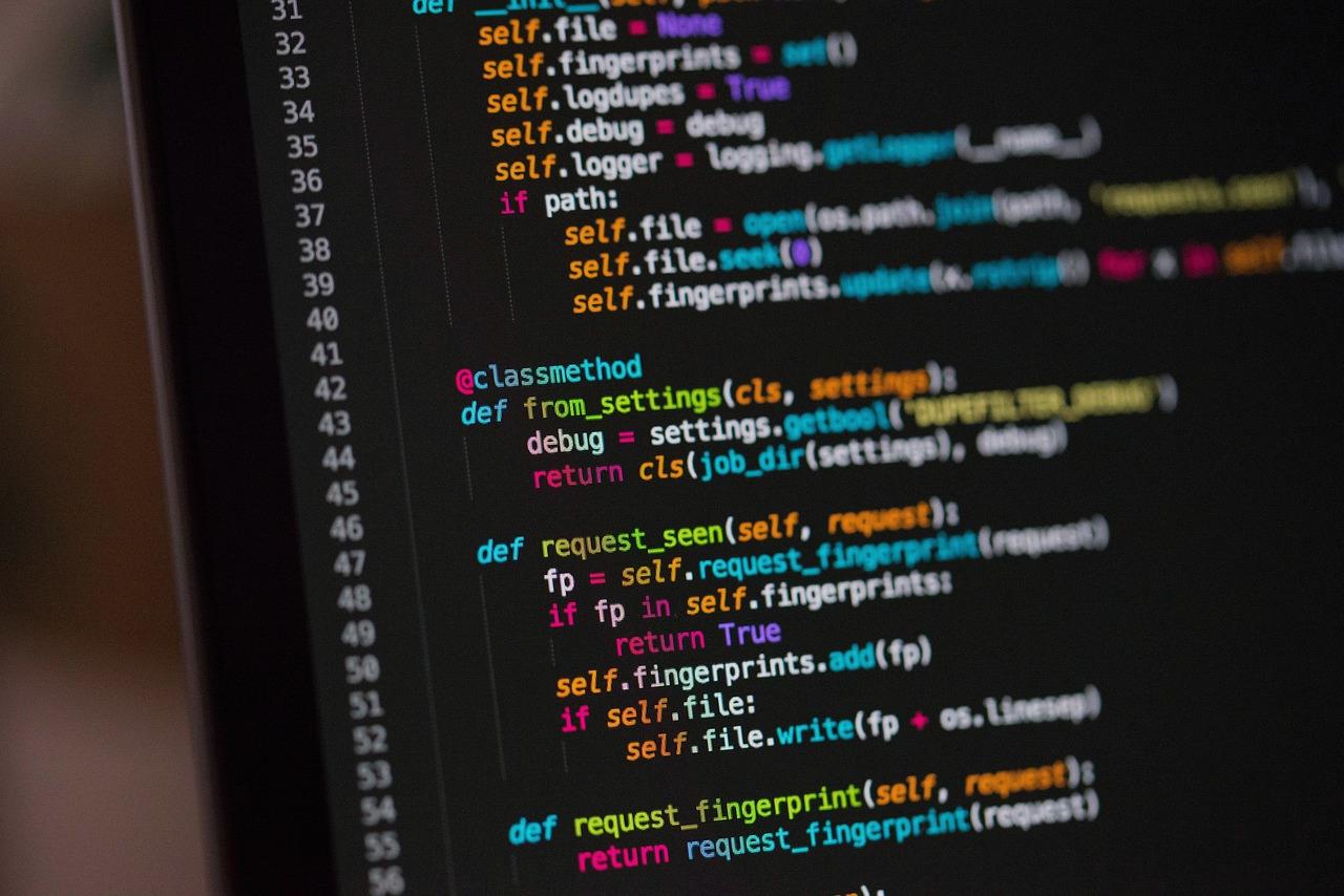 FlaskとWSGIサーバー最適化による高性能Webアプリ構成イメージ