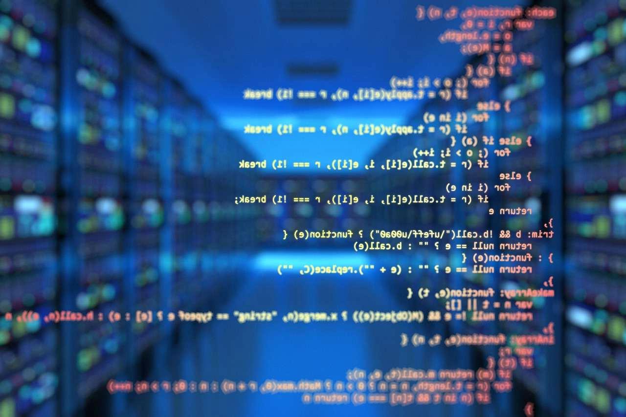 本番サーバー上でデバッグ用の詳細ログが大量に出力されているターミナル画面