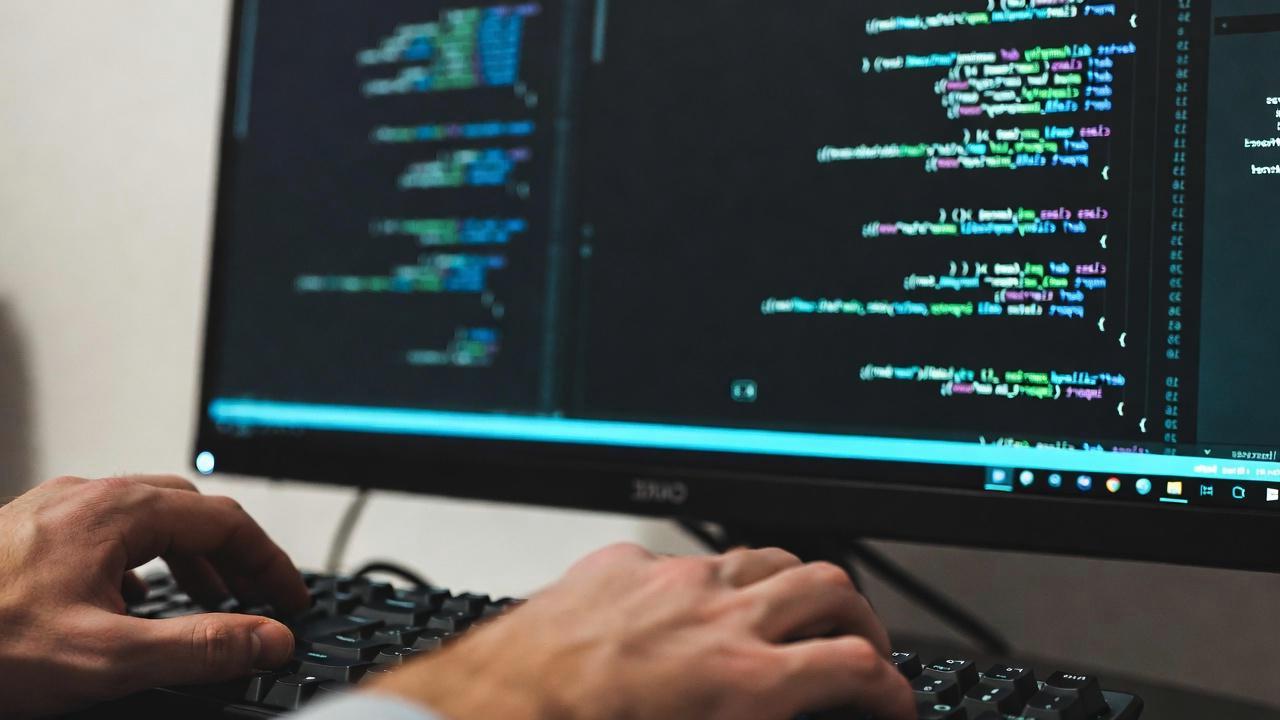 仕様変更時に壊れやすいEnum利用パターンを整理したイメージ