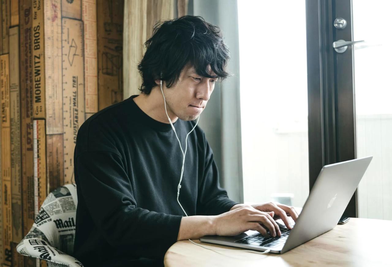 PowerShellのロガーモジュールのクラス設計図、ファイル出力とコンソール出力の構成