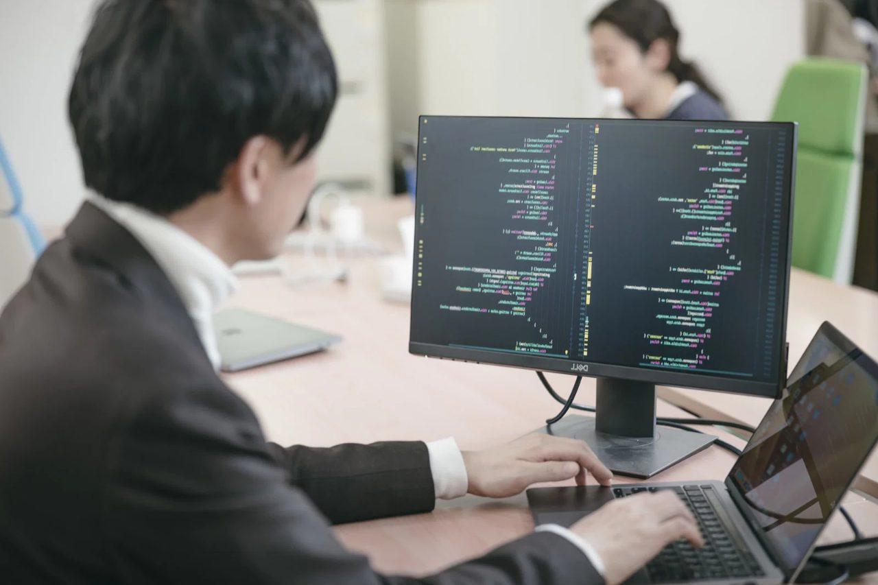 COBOL統合テスト成功のポイントを整理したイメージ
