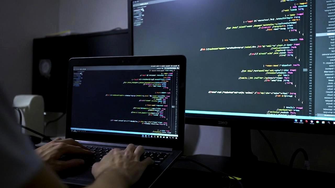 ログ解析によって障害原因を素早く特定するイメージ