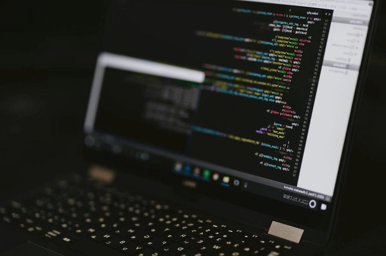 個人情報が伏字処理されたセキュアなPHPアプリケーションログ