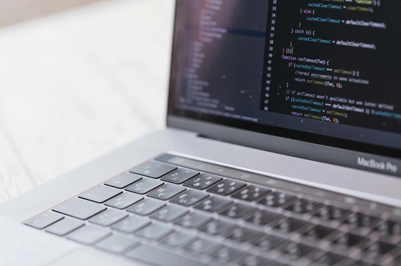 TypeScriptのinterfaceとアロー関数を用いたコードの代替設計例