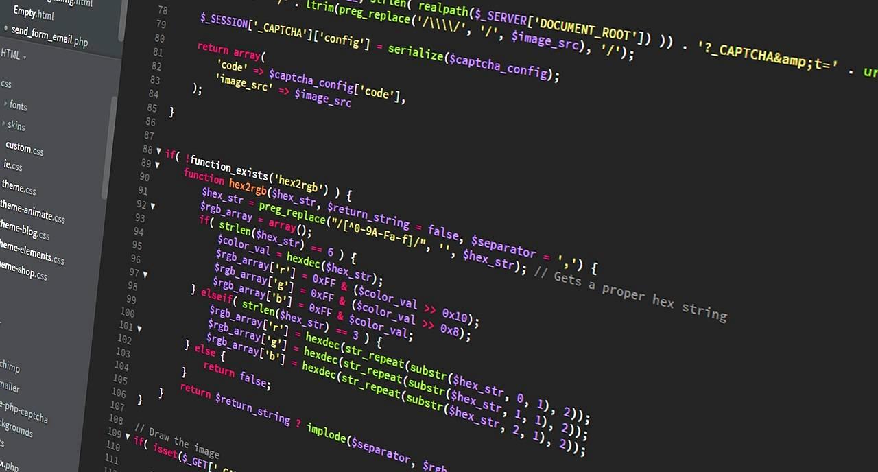 orElseThrowメソッドを使ってカスタム例外をスローするコードスニペットと例外クラスの階層図