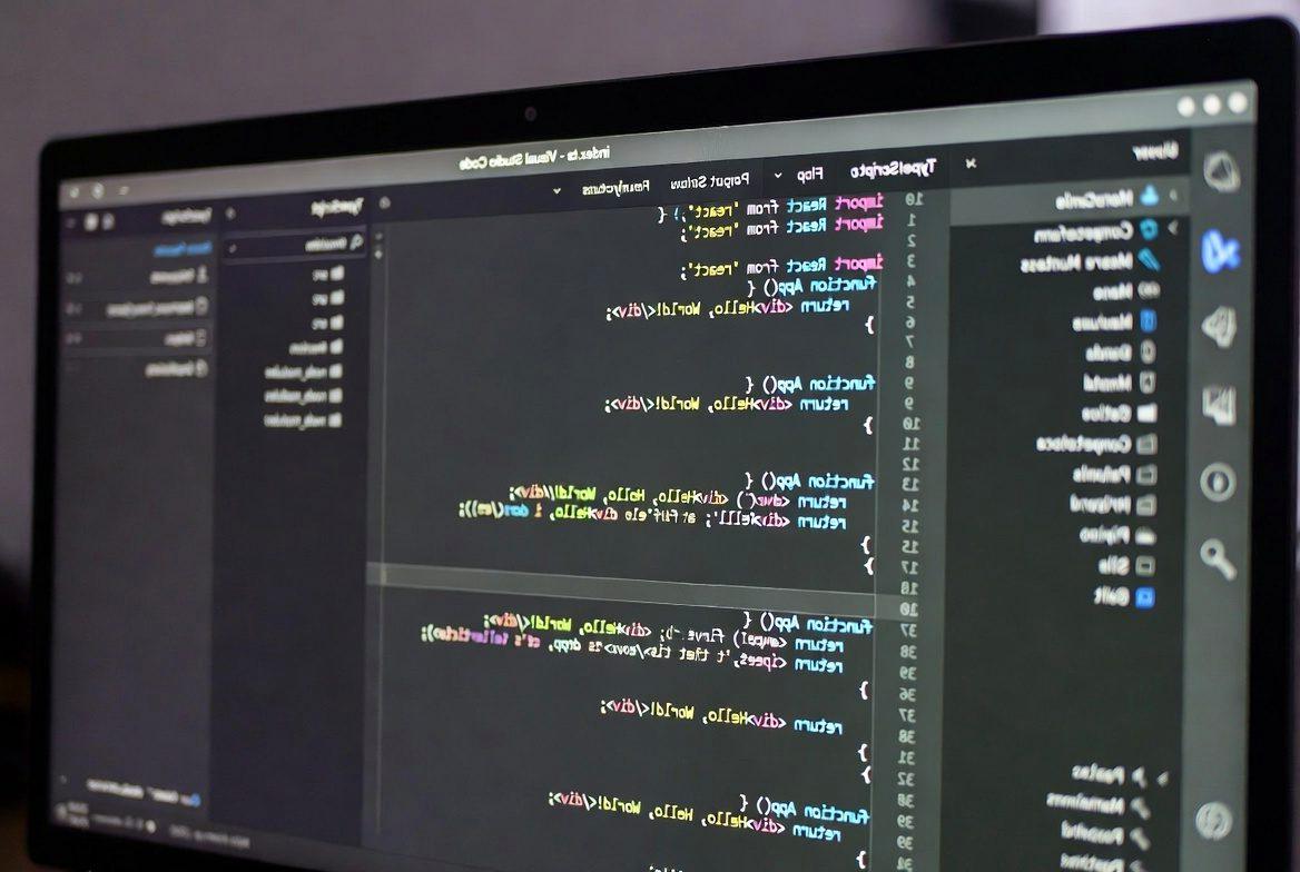 React統合テストの保守性向上と正しい設計指針をまとめたアイキャッチ画像