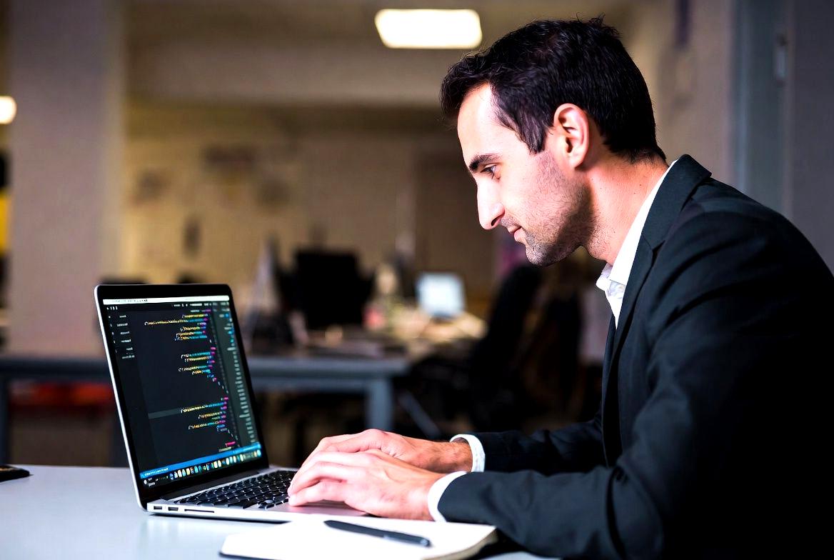 Pythonのテストクラス内でforループを使ってテストケースを生成するコードのプログラミング関連イメージ
