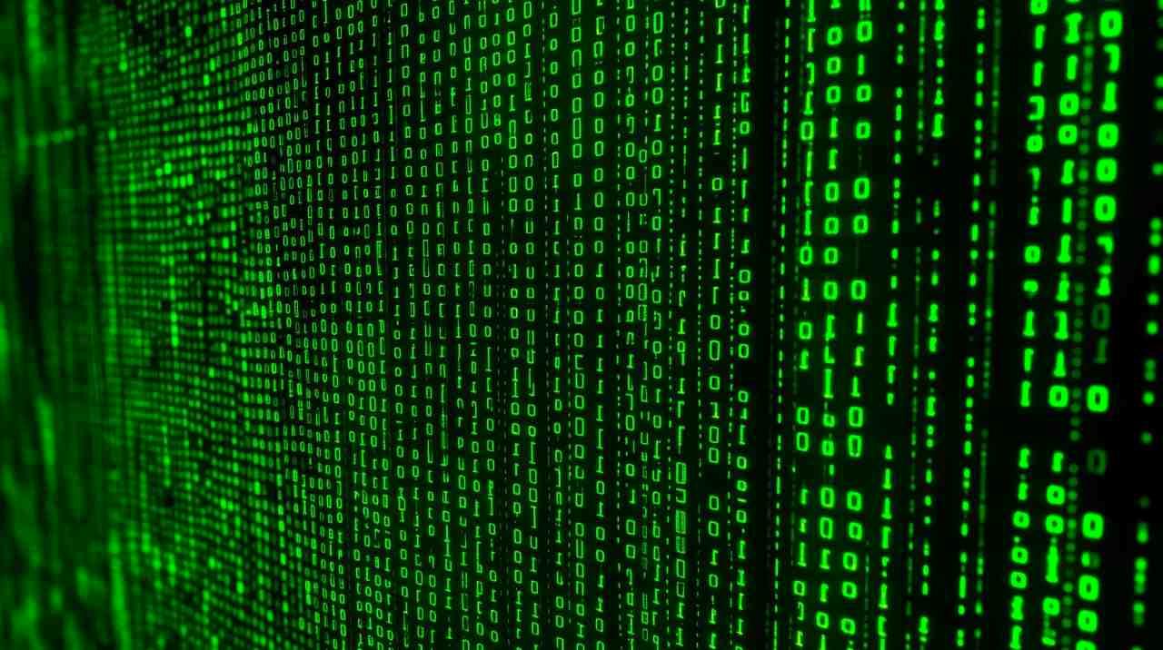 TypeScriptとLispのどちらを学ぶか判断する開発者の選択イメージ